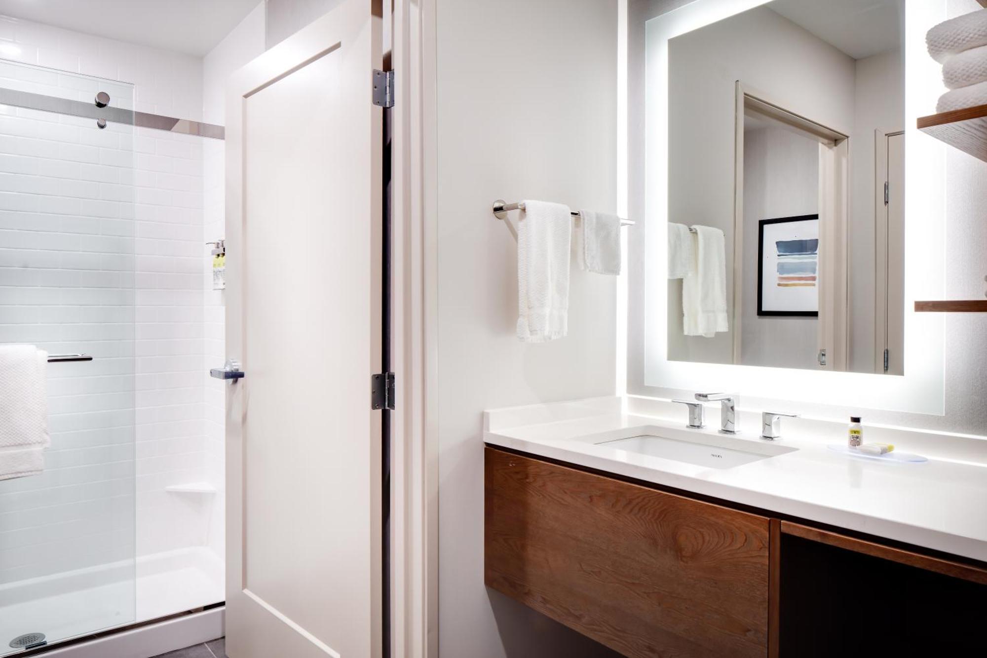 Staybridge Suites - Iowa City - Coralville By Ihg Eksteriør billede
